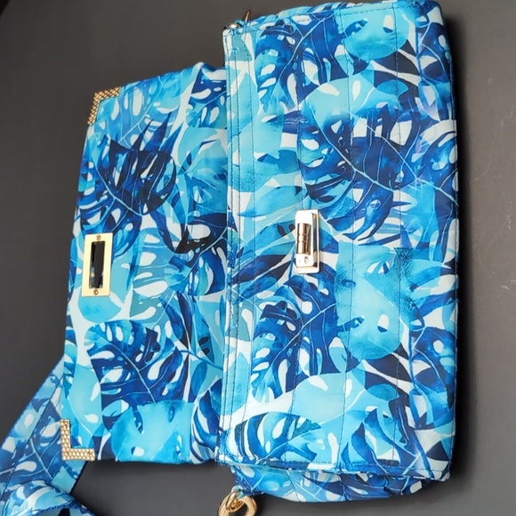 Think Royln #Lifeonthefly Blue Botanical Puffer  Crossbody Bag - Picture 2 of 11